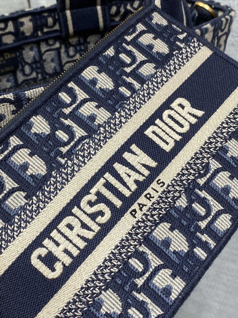 chr1st1an D10r shopping bags